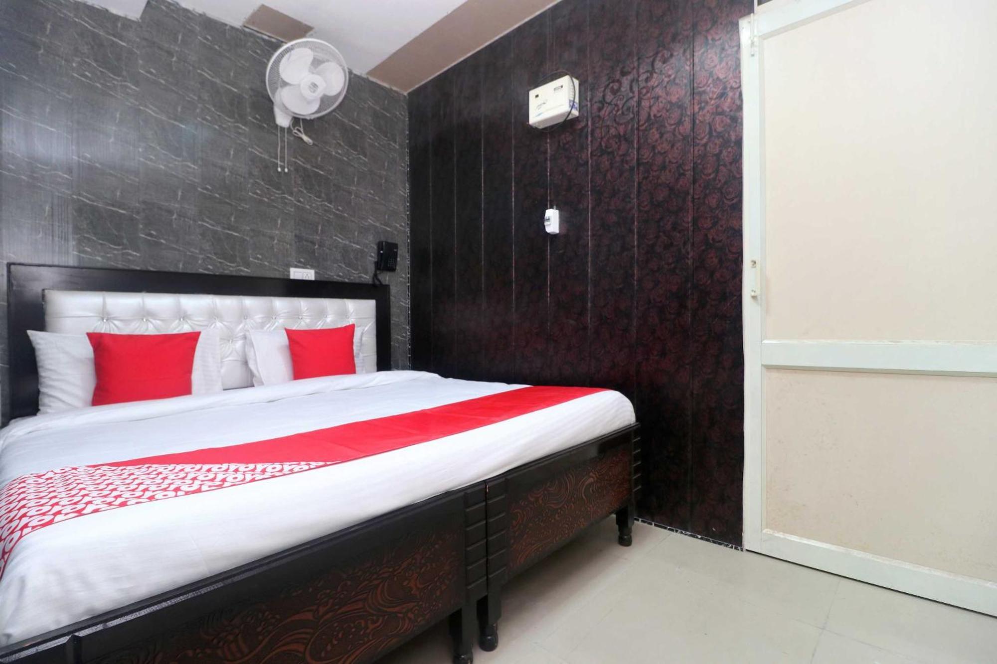 Oyo Hotel Aryan Plaza Chandīgarh Exteriér fotografie