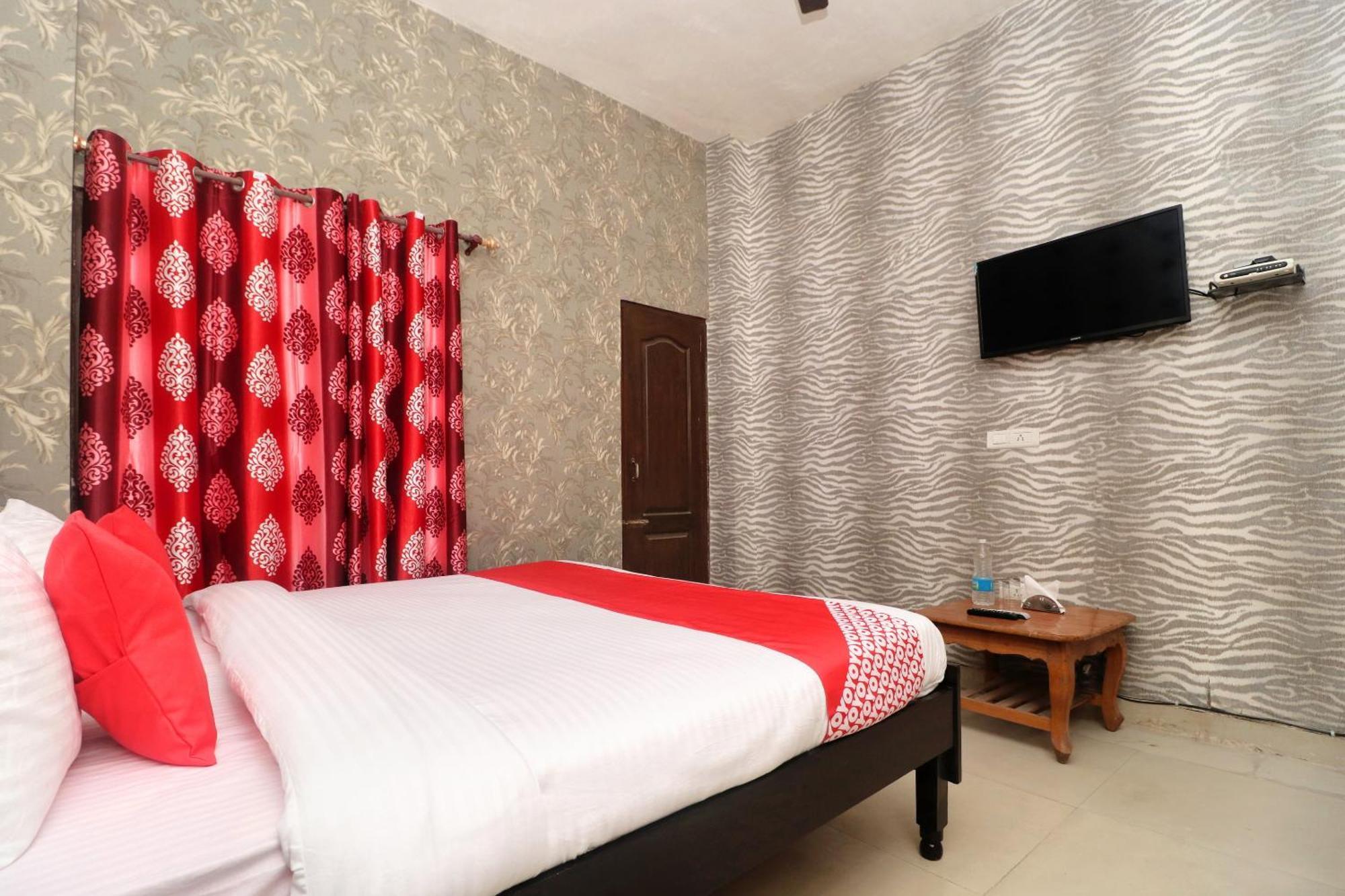 Oyo Hotel Aryan Plaza Chandīgarh Exteriér fotografie